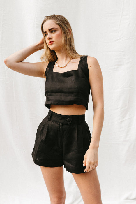 Nina Linen Pleated Shorts