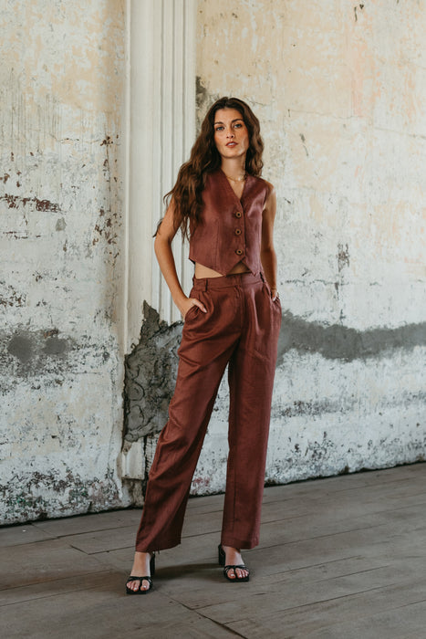 Philo Vest in Chocolate