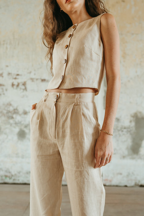 Sisa Vest in Beige